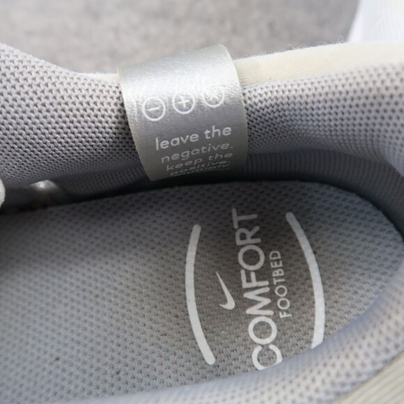 Nike Shoes Womens 6 Athletic Sneaker Renew Run Serenity Trainers Comfort Active - Picture 14 of 15